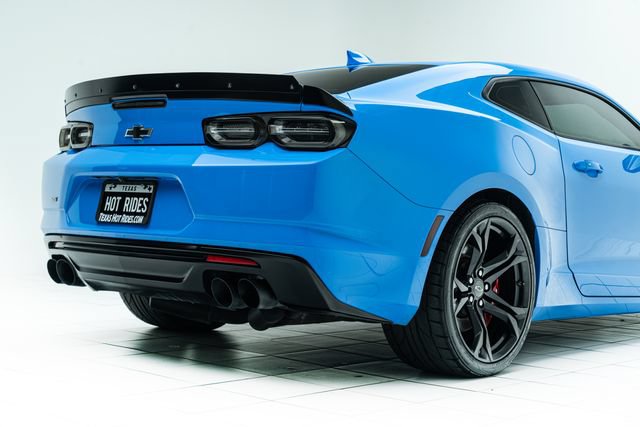 Used 2022 Chevrolet Camaro SS RWD image 14