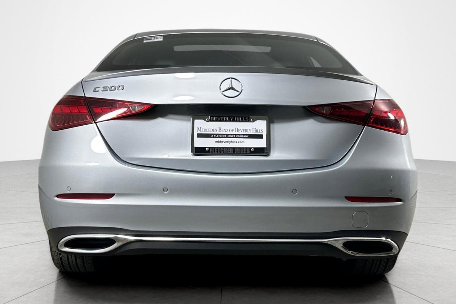 Used 2023 Mercedes-Benz C 300 Sedan image 4