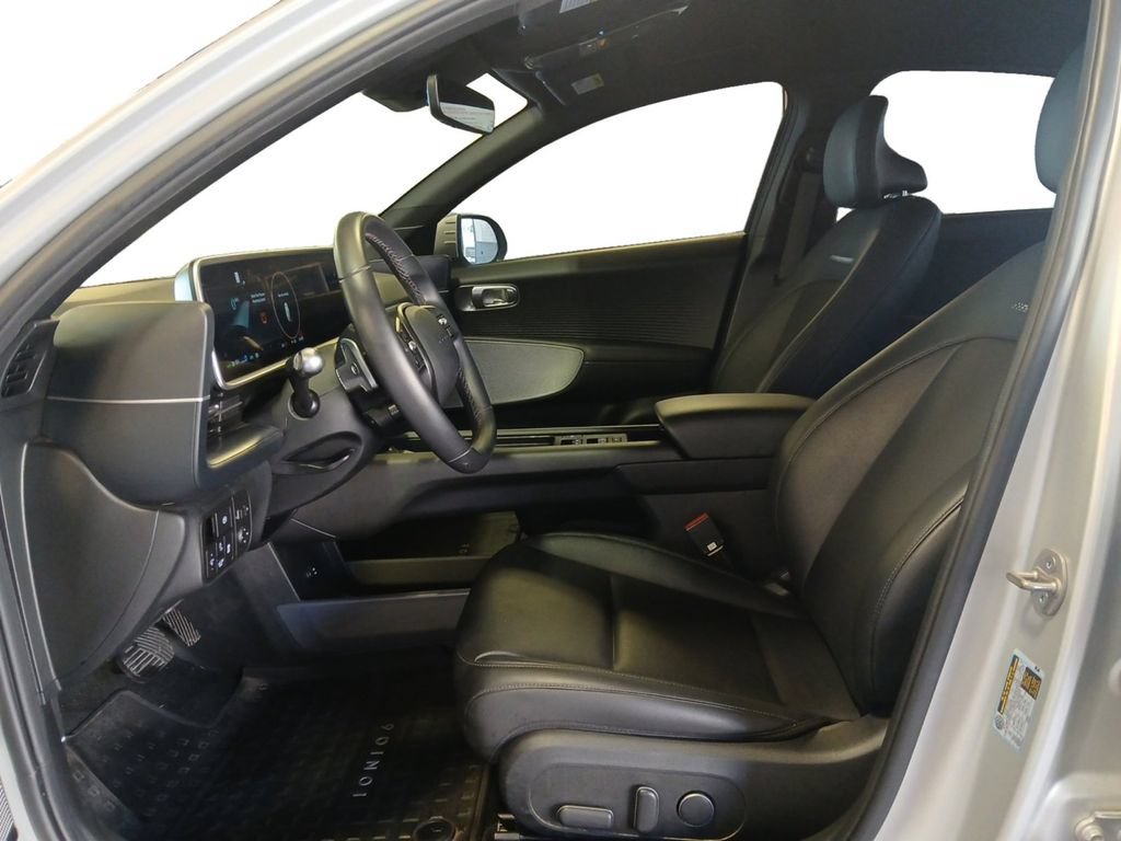 Certified 2024 Hyundai Ioniq 6 SEL RWD image 9