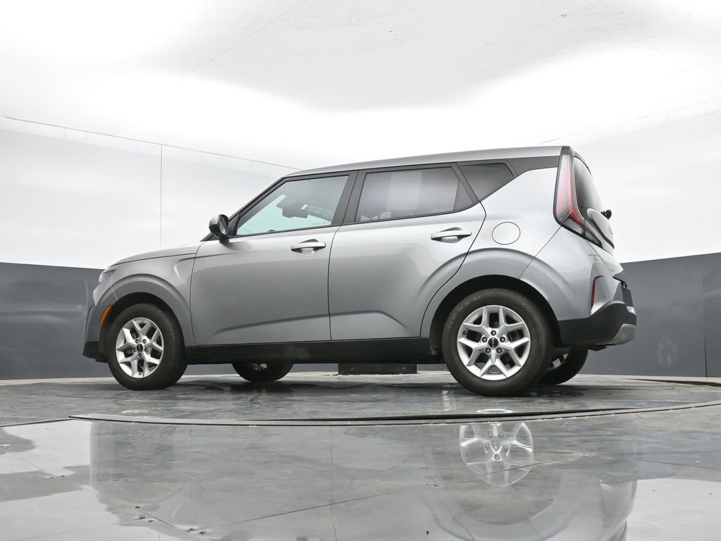 Used 2025 Kia Soul LX w/ LX Technology Package image 41