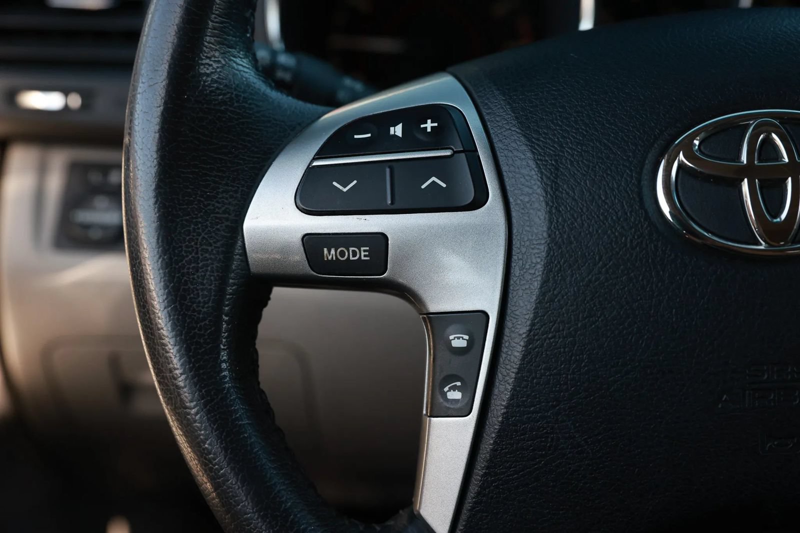 Used 2013 Toyota Highlander Limited AWD/4WD image 29