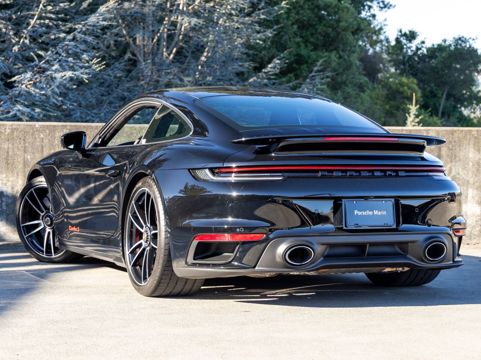 Used 2021 Porsche 911 Turbo S image 3