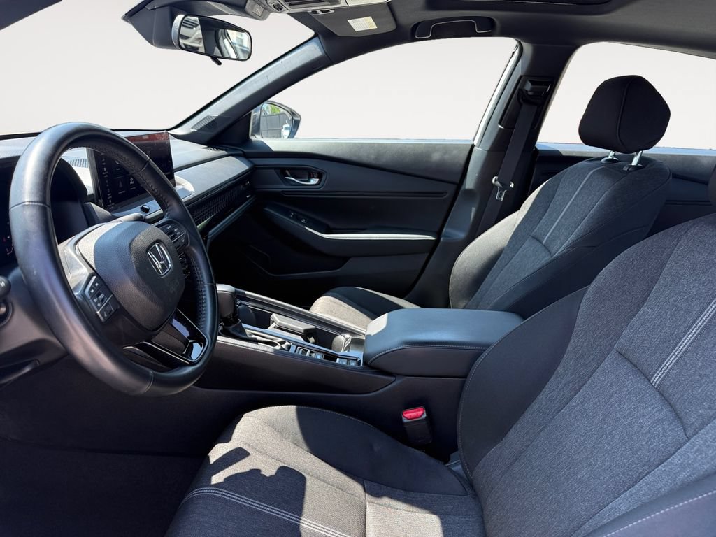 Used 2025 Honda Accord Sport image 9