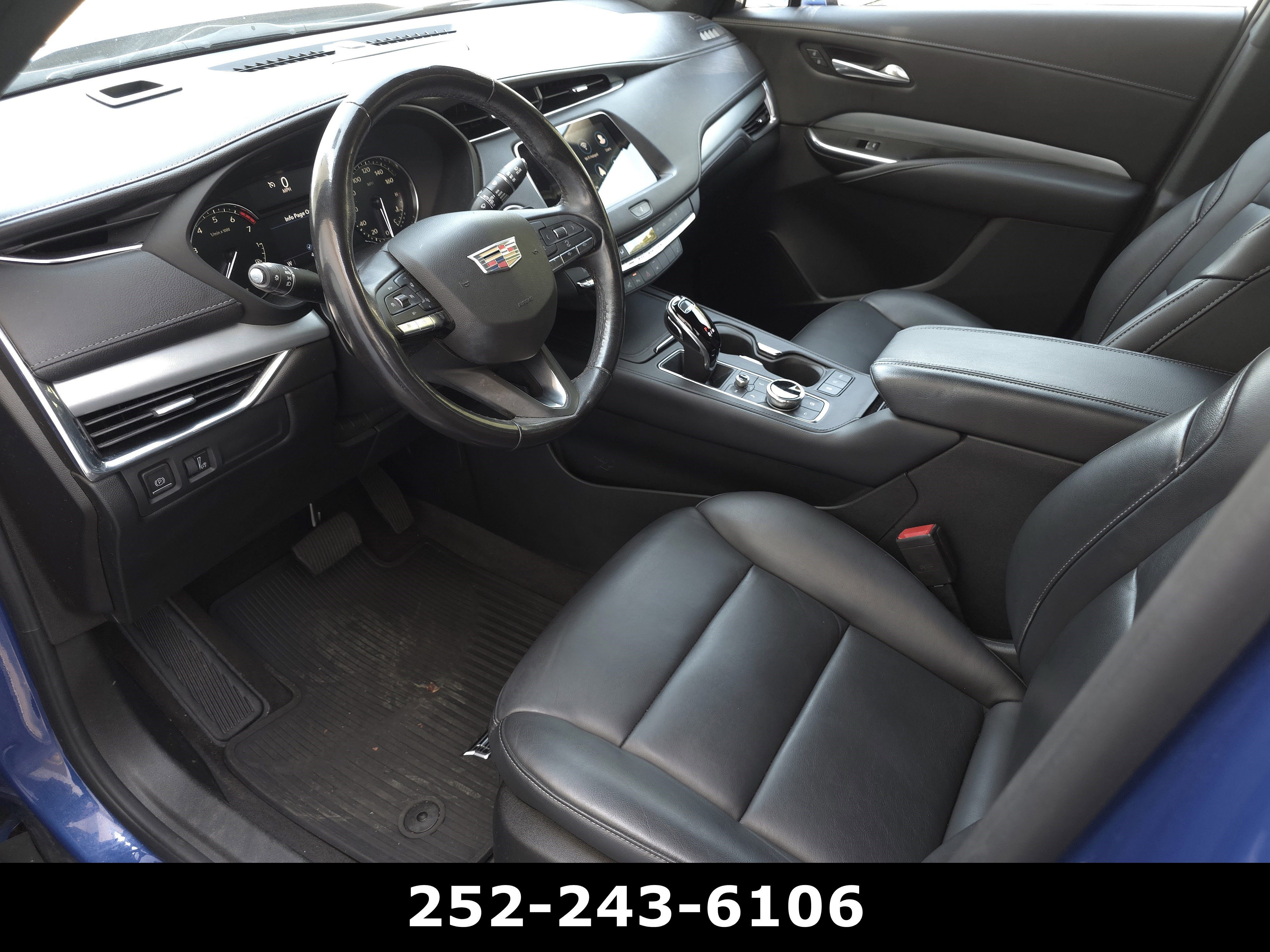 Used 2023 Cadillac XT4 Premium Luxury w/ Enhanced Visibility Package FWD image 9