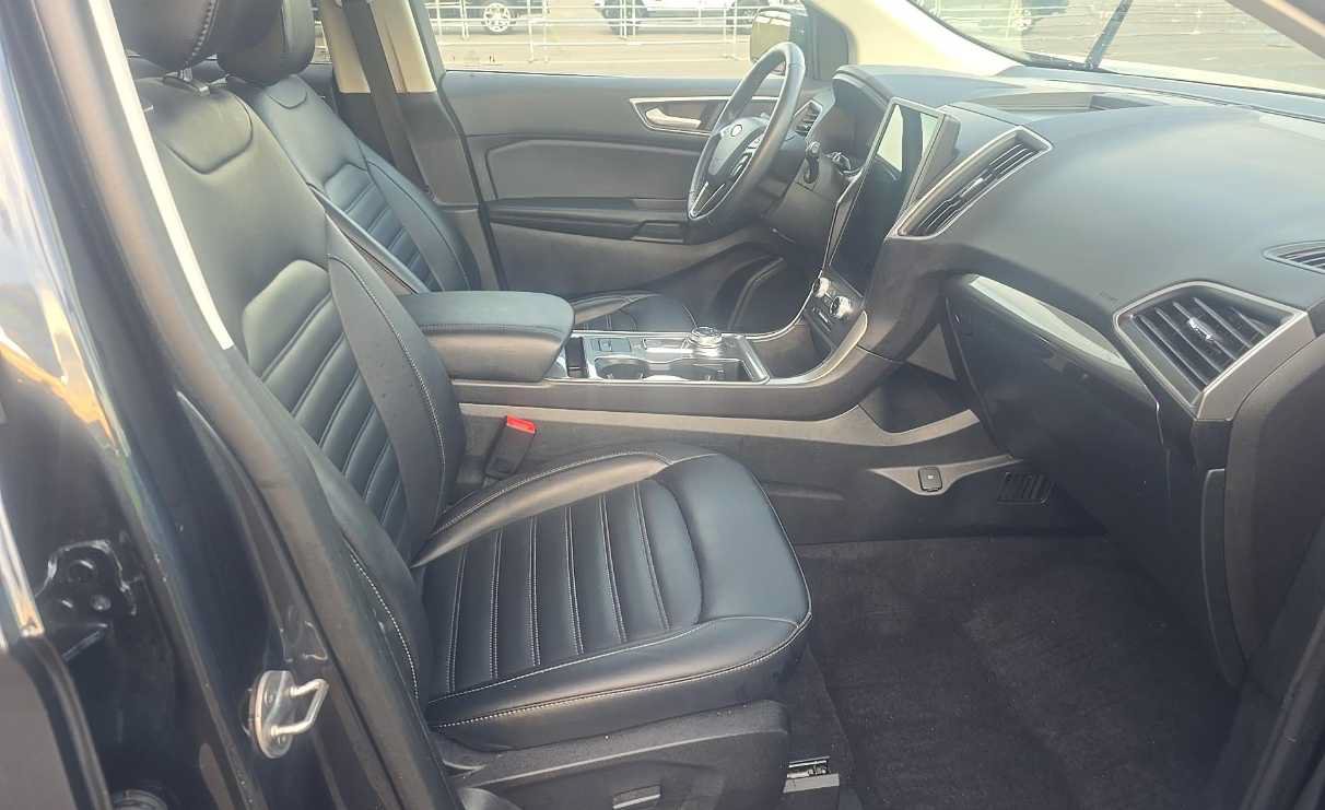 Used 2024 Ford Edge SEL w/ Convenience Package AWD/4WD image 9