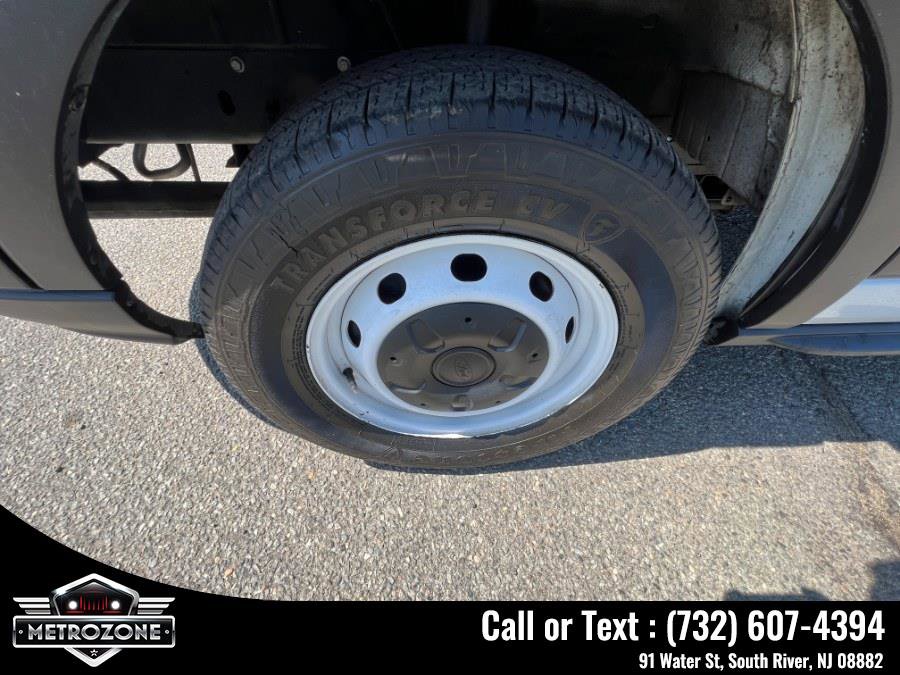 Used 2019 Ford Transit 250 148 High Roof image 20