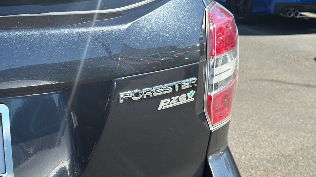 Used 2016 Subaru Forester 2.5i Touring w/ Eyesight & Navigation System AWD/4WD image 11
