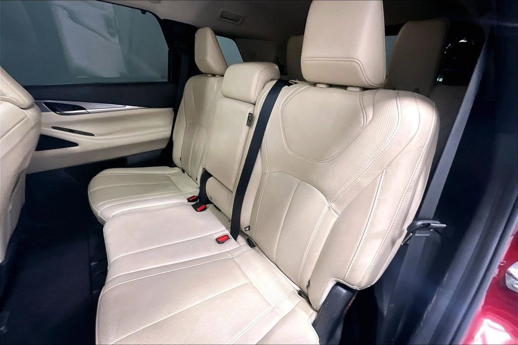 Used 2023 INFINITI QX60 Luxe w/ Cargo Package AWD/4WD image 26