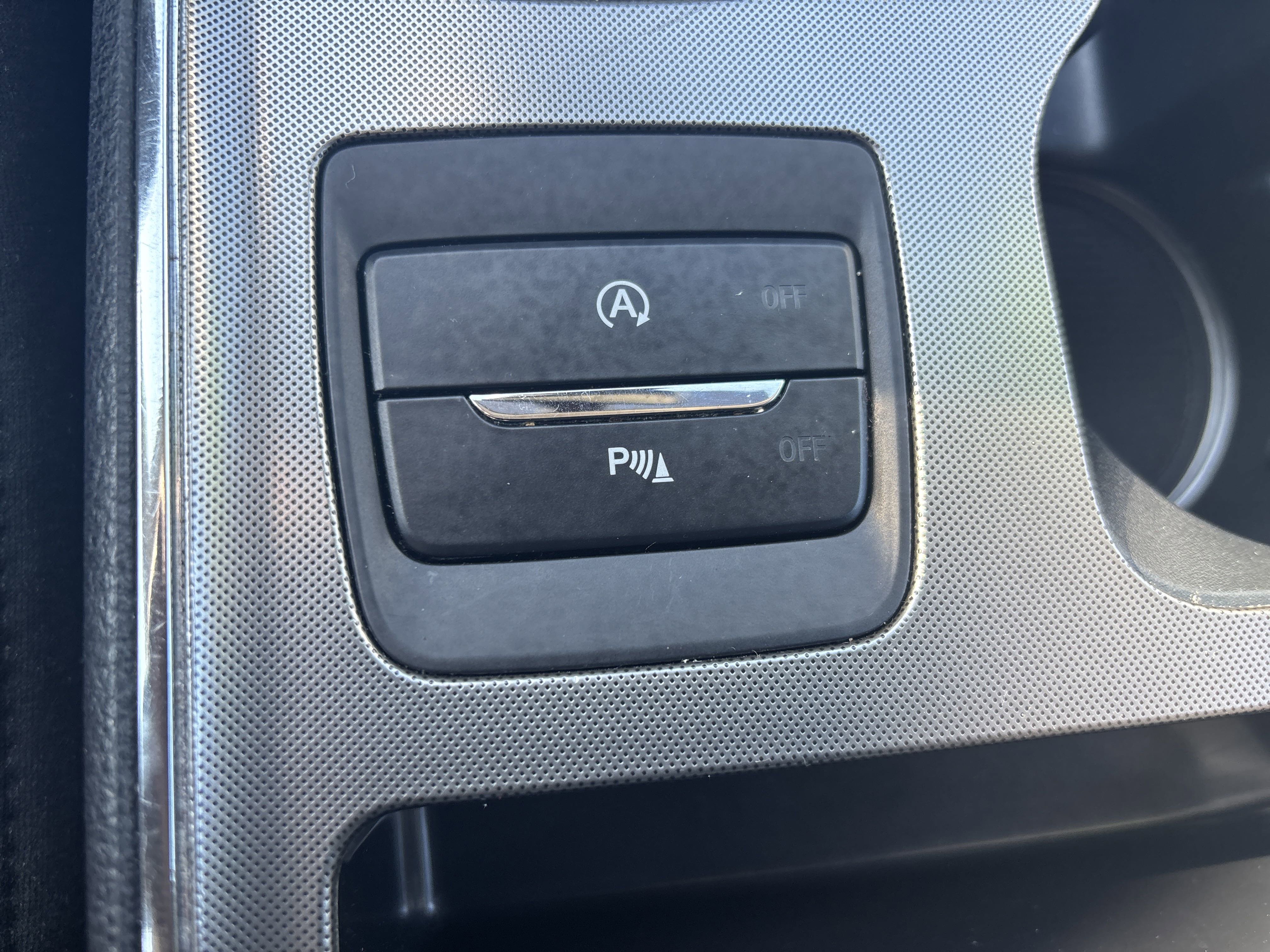 Used 2024 Ford Edge Titanium image 31