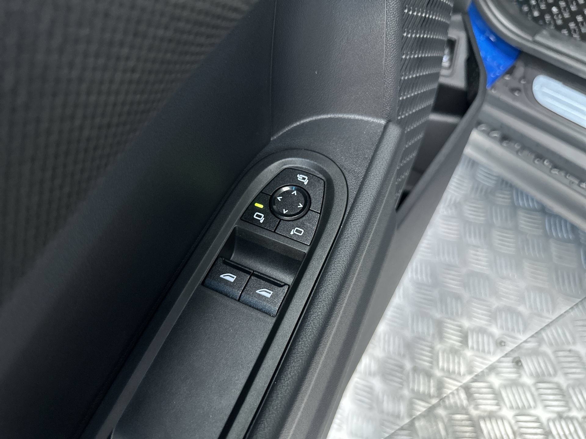 New 2026 MINI Cooper 2-Door Hardtop FWD image 15
