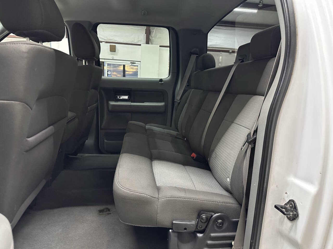 Used 2005 Ford F150 XLT RWD image 13