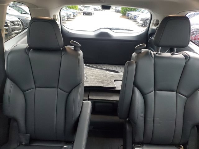 Used 2025 Subaru Ascent Bronze Edition w/ Onyx Package AWD/4WD image 12