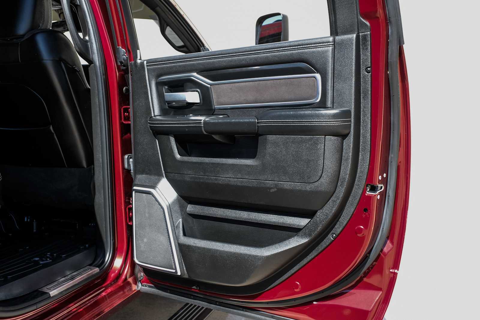 Used 2022 RAM 3500 Laramie AWD/4WD image 45