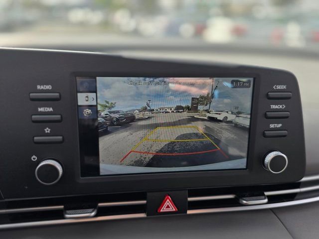 Certified 2025 Hyundai Elantra Sport image 26