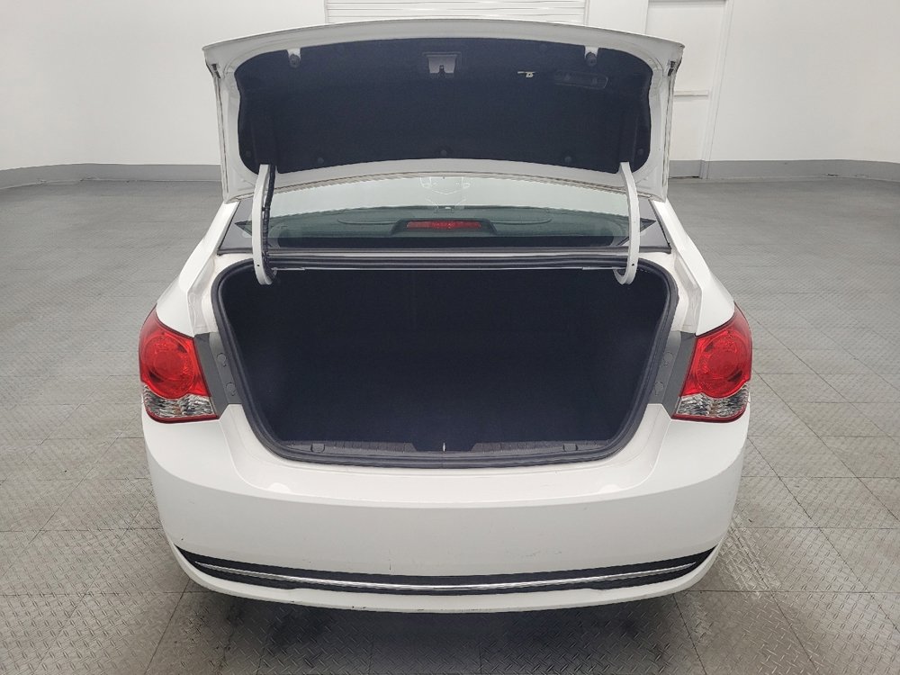 Used 2016 Chevrolet Cruze LT w/ Sun And Sound Package image 29