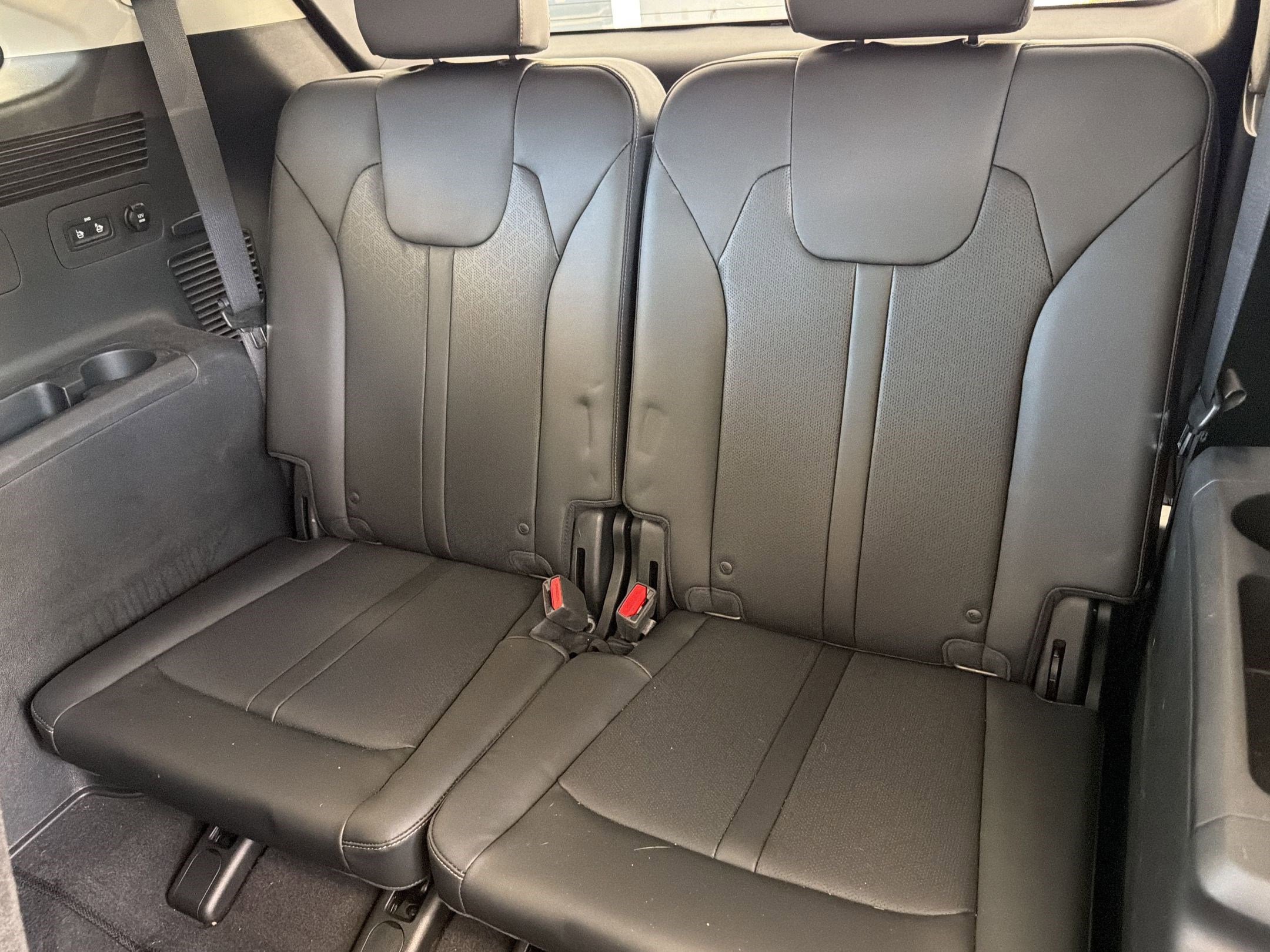 Used 2023 Kia Sorento S w/ Panoramic Sunroof Package FWD image 34