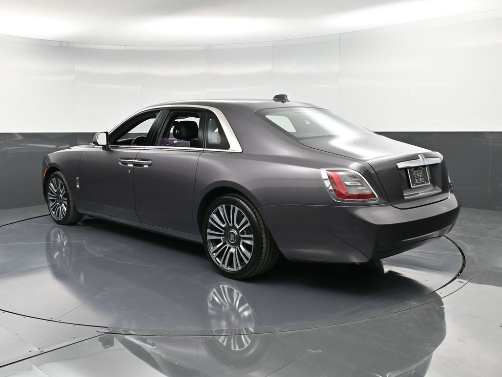 Certified 2023 Rolls-Royce Ghost image 3