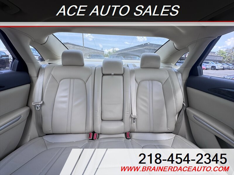 Used 2013 Lincoln MKZ AWD image 9