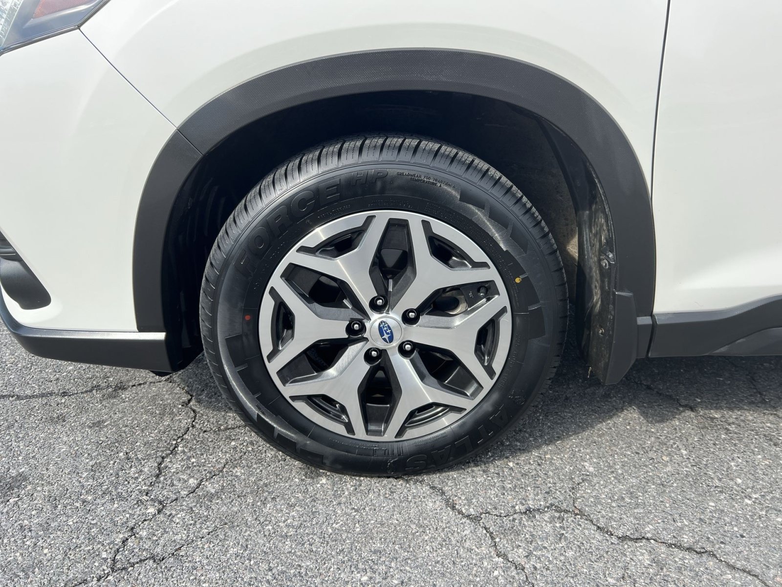 Used 2022 Subaru Forester Premium AWD/4WD image 12