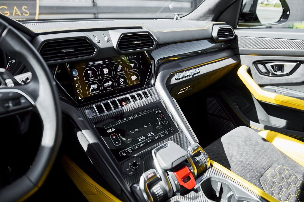 Used 2021 Lamborghini Urus AWD/4WD image 64