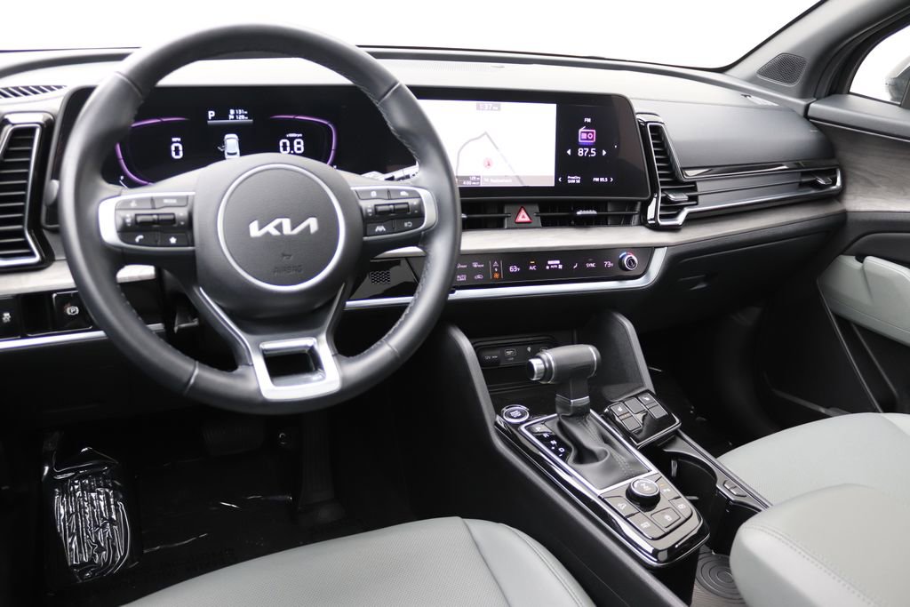 Used 2023 Kia Sportage X-Line w/ X-Line Premium Package image 4