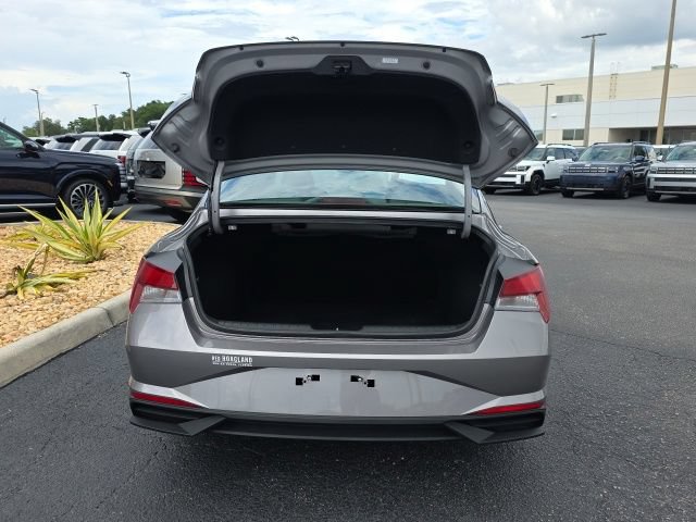 Used 2023 Hyundai Elantra SEL FWD image 21
