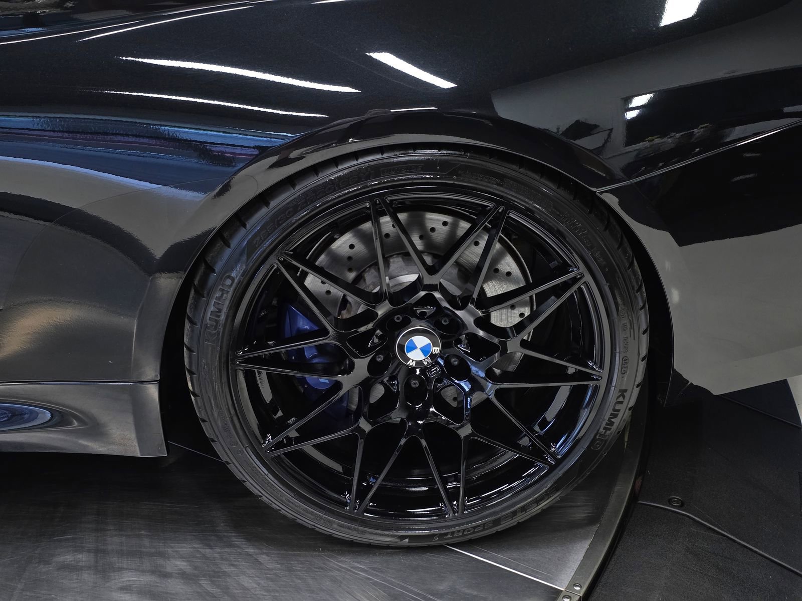 Used 2018 BMW M4 Coupe RWD image 38