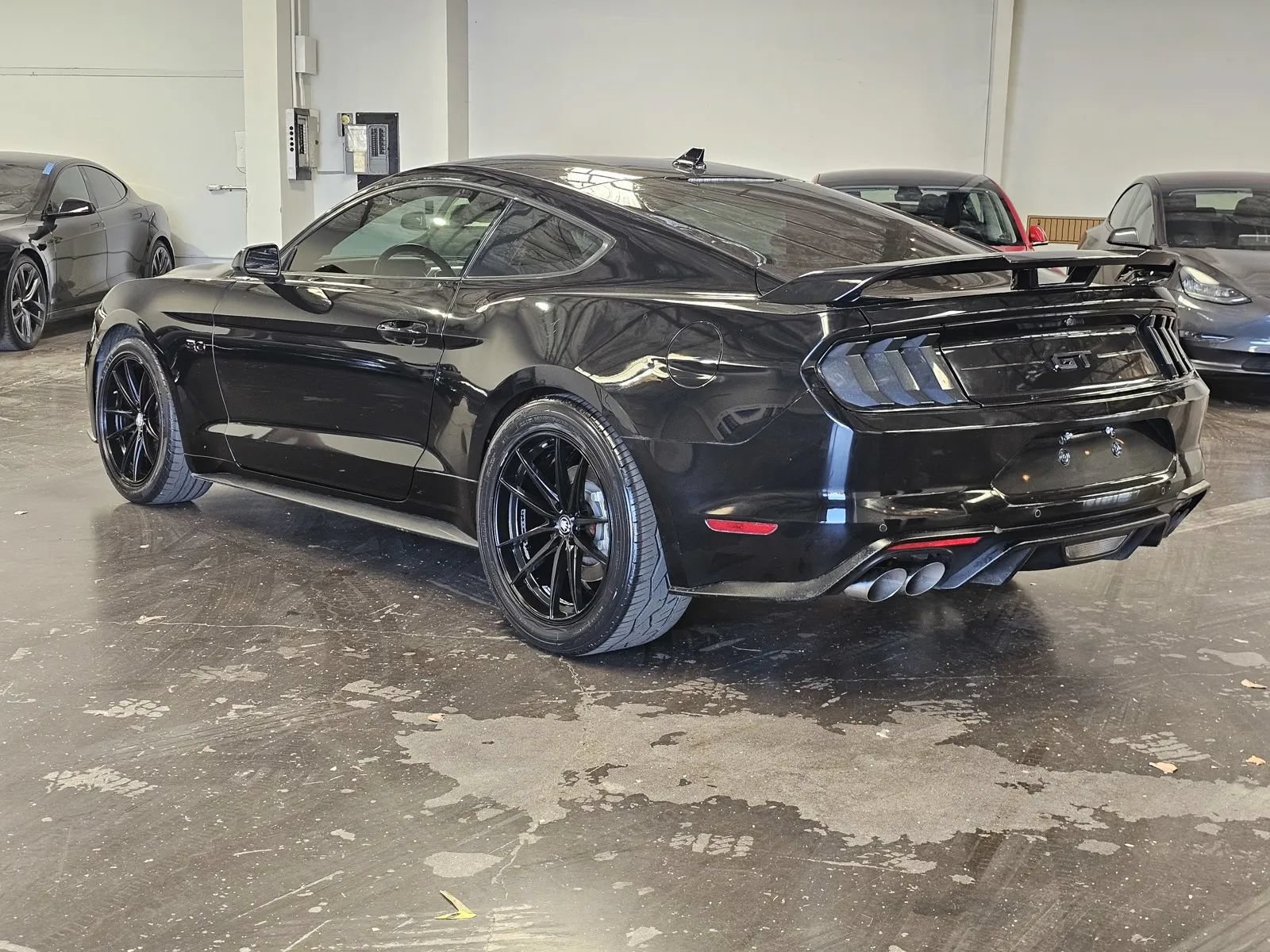 Used 2021 Ford Mustang GT w/ Equipment Group 301A RWD image 2