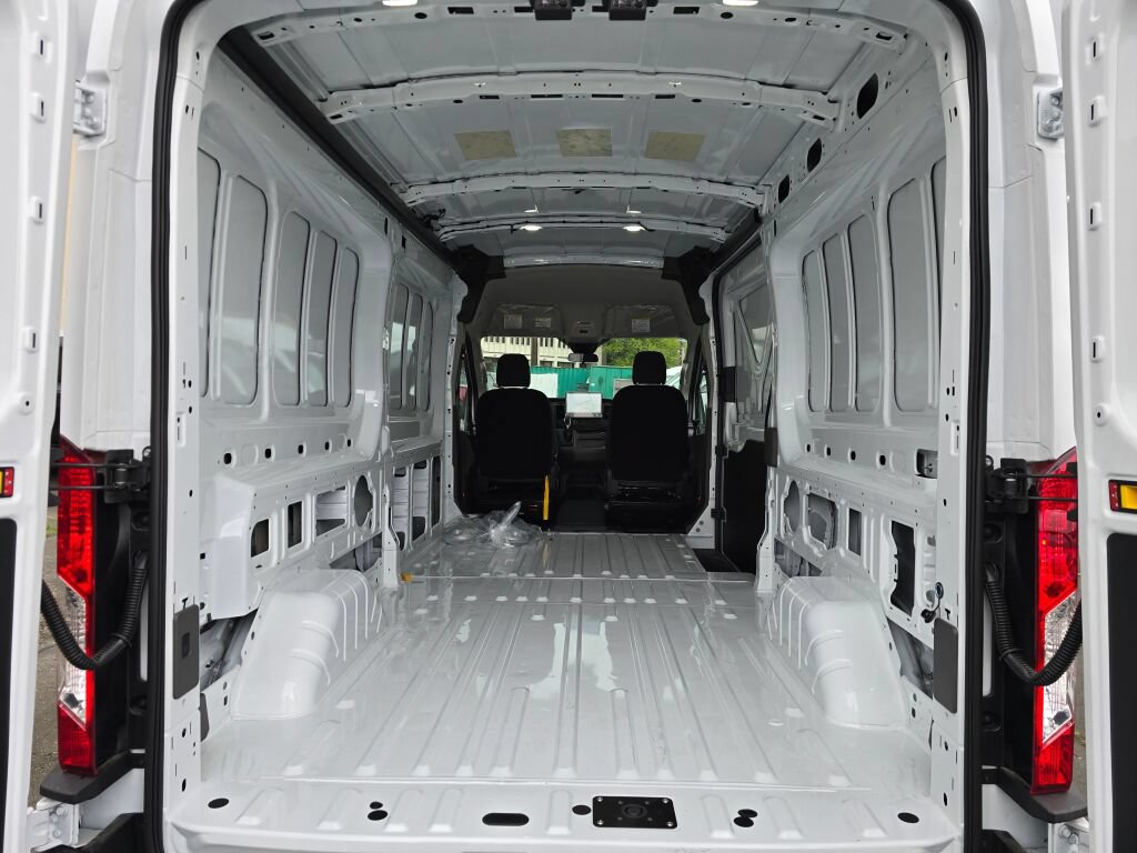New 2026 Ford Transit 250 148 Medium Roof Extended AWD image 13