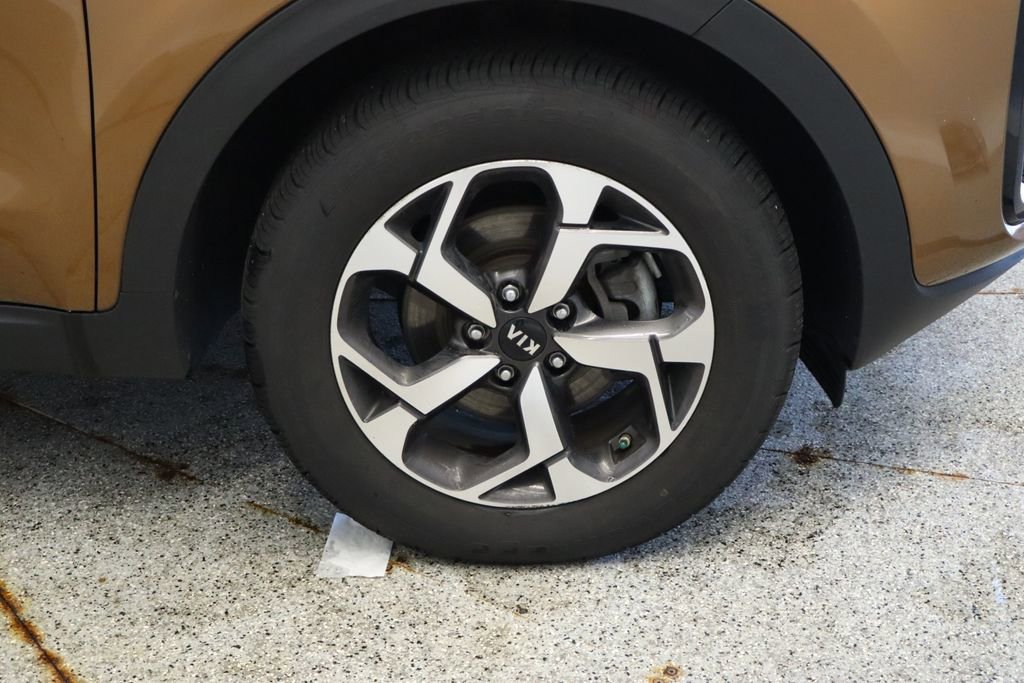 Used 2020 Kia Sportage LX w/ LX Popular Package AWD/4WD image 18