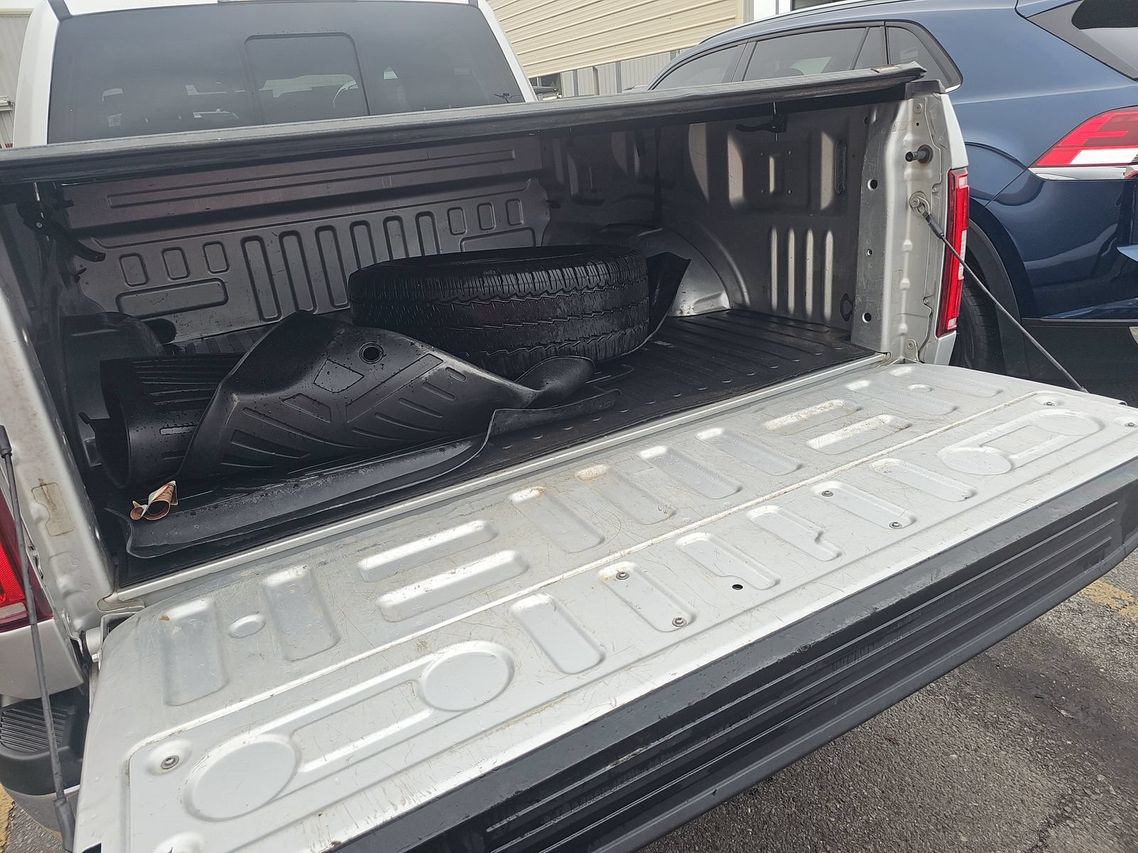 Used 2018 Ford F150 XLT w/ Equipment Group 302A Luxury RWD image 10