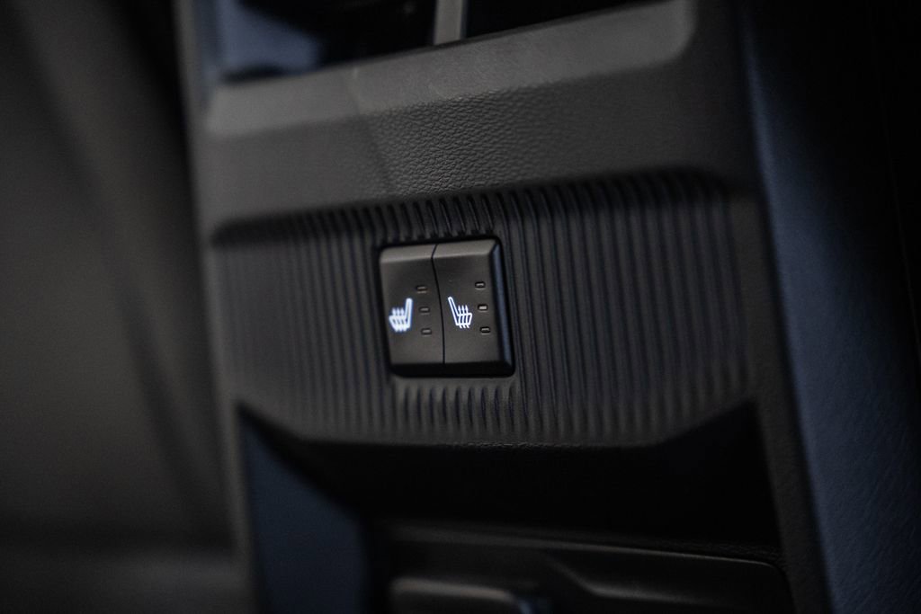 New 2026 Jeep Cherokee Overland w/ Advanced Pro Tech Group image 33