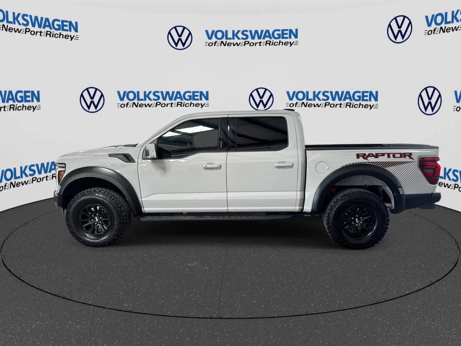 Used 2024 Ford F150 Raptor AWD/4WD image 10