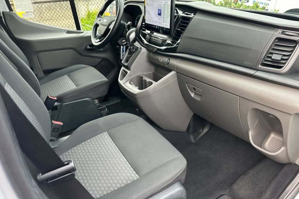 Certified 2023 Ford Transit 350 XLT image 17