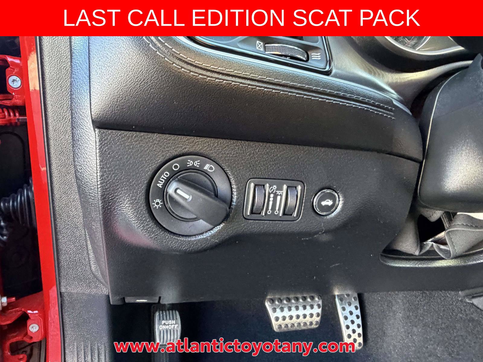 Used 2021 Dodge Challenger R/T Scat Pack RWD image 16