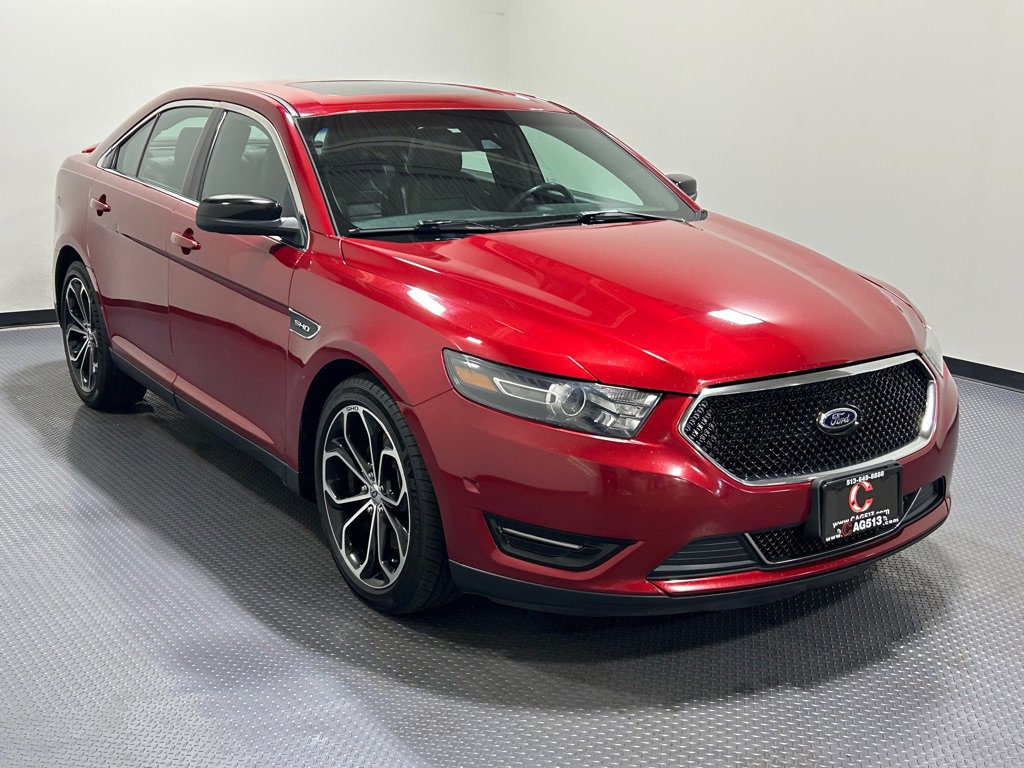 Used 2013 Ford Taurus SHO image 4