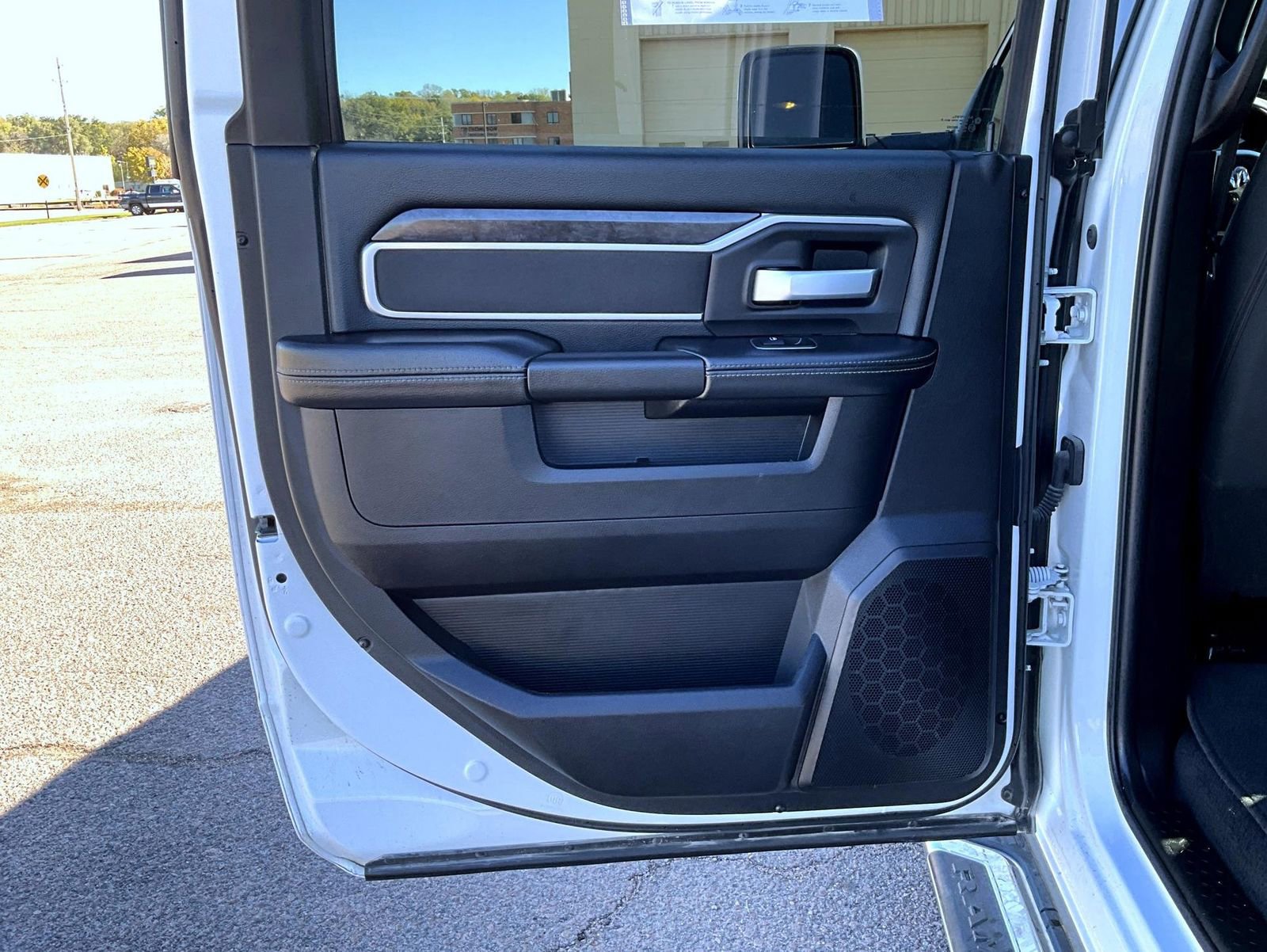 Certified 2024 RAM 3500 Big Horn image 21