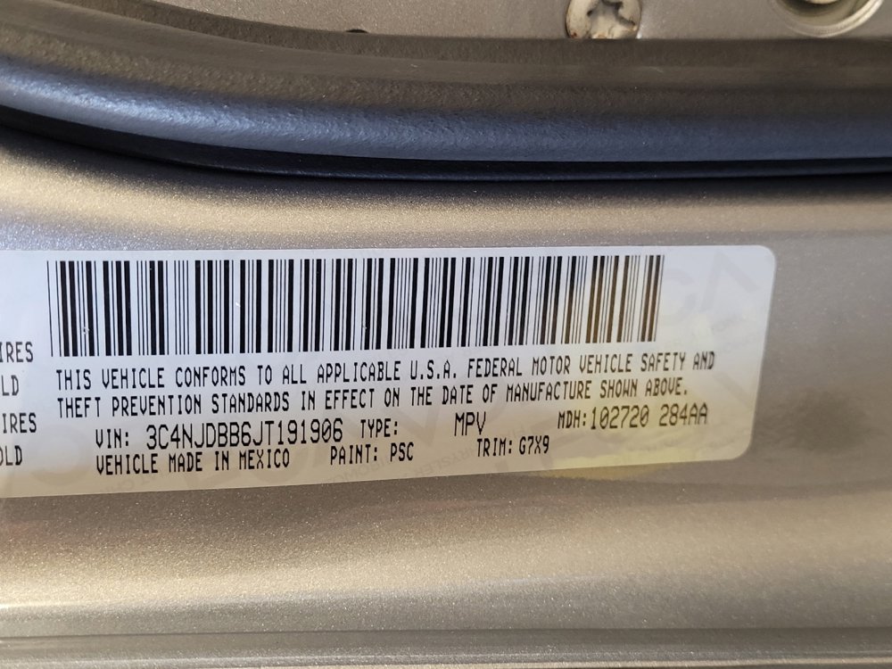 Used 2018 Jeep Compass Latitude w/ Popular Equipment Group image 33