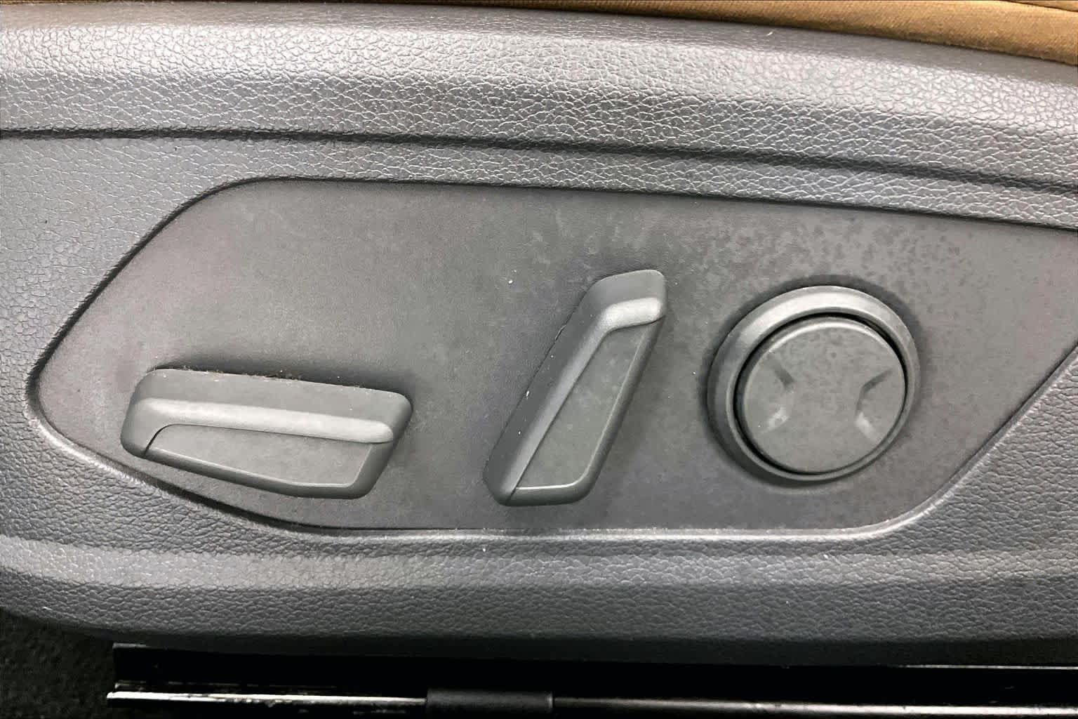 Used 2021 Hyundai Sonata Limited FWD image 31