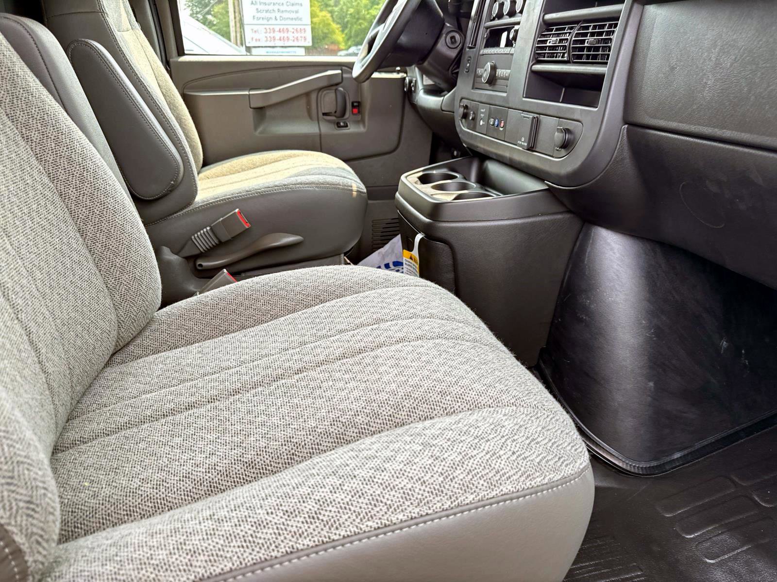 New 2025 Chevrolet Express 2500 2500 RWD 135 FWD w/ Driver Convenience Package image 7