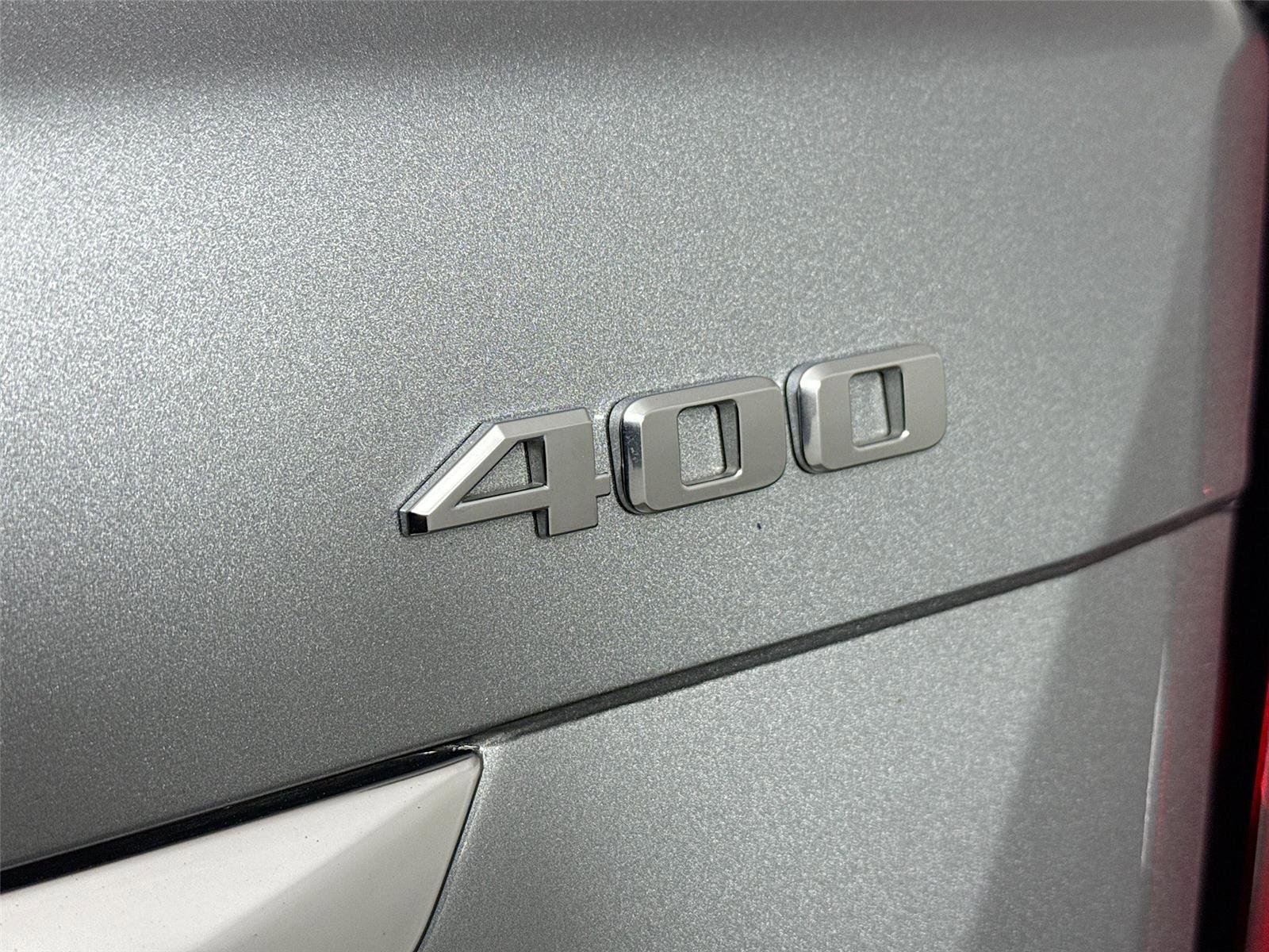 Used 2025 Cadillac XT5 Premium Luxury image 11