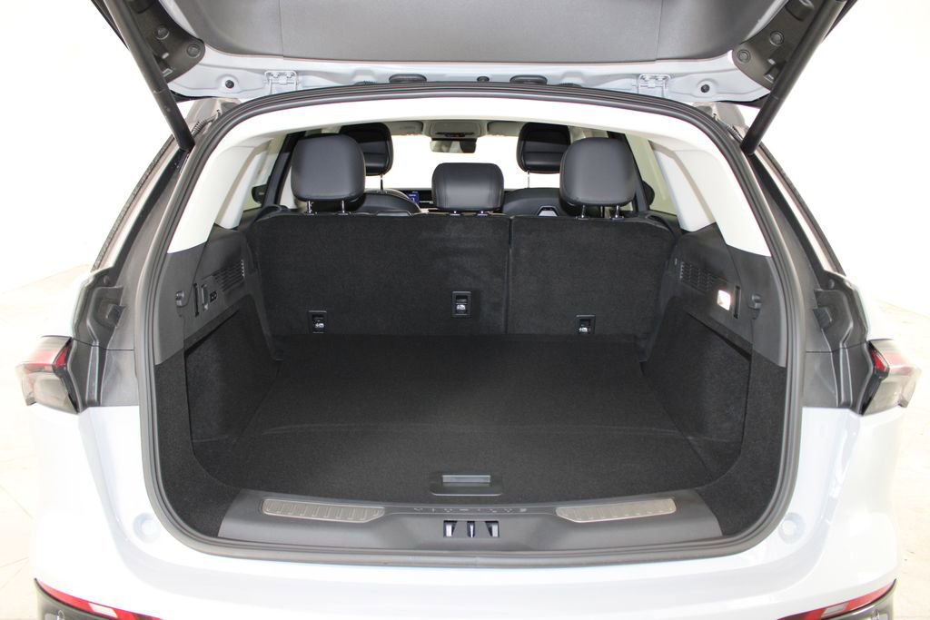 New 2026 Lincoln Nautilus Premier AWD/4WD image 15