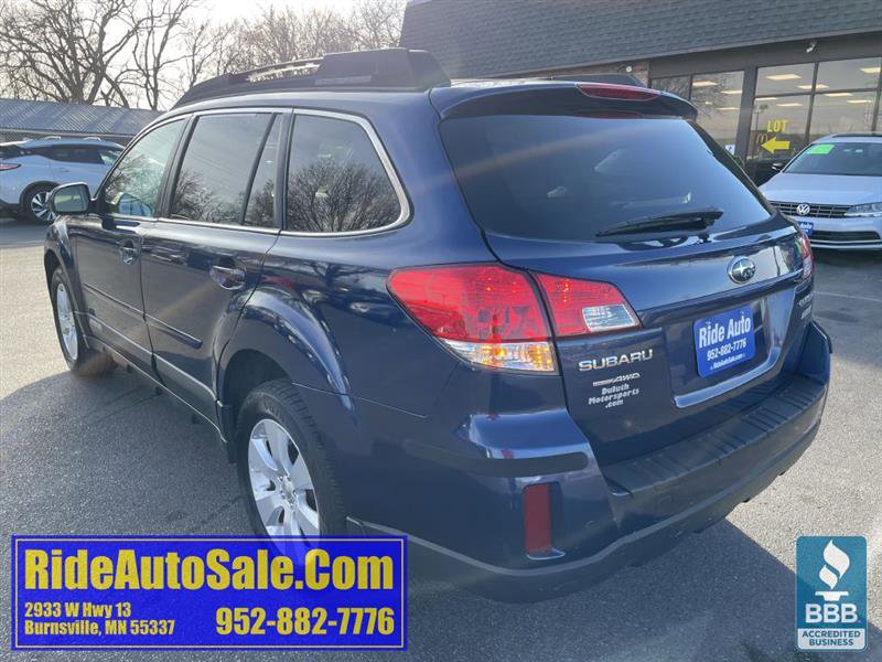 Used 2011 Subaru Outback 2.5i Premium image 7