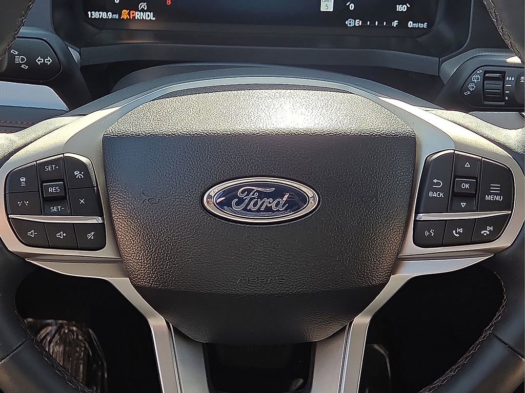 Used 2025 Ford Explorer Active w/ Active Comfort Package image 30