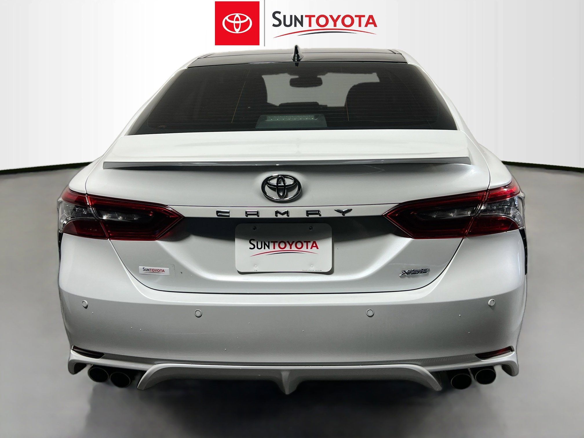 Used 2023 Toyota Camry XSE image 5