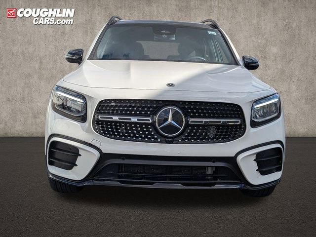 Used 2024 Mercedes-Benz GLB 250 4MATIC image 2