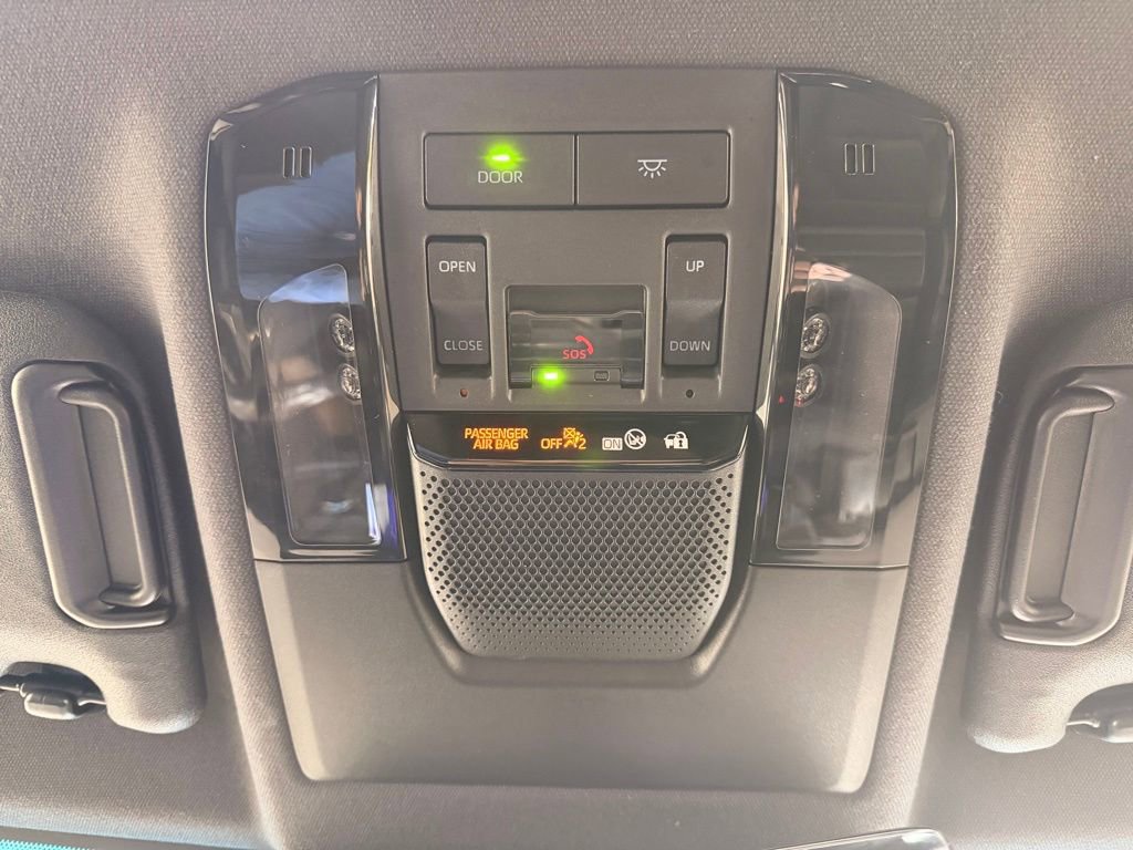 Used 2025 Toyota Land Cruiser image 46