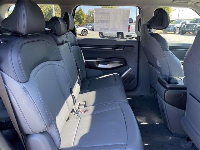 New 2026 Kia EV9 Light image 17