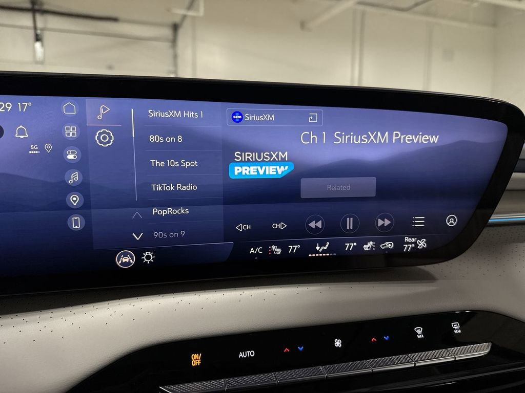 Certified 2025 Buick Enclave Avenir w/ Super Cruise Package image 12
