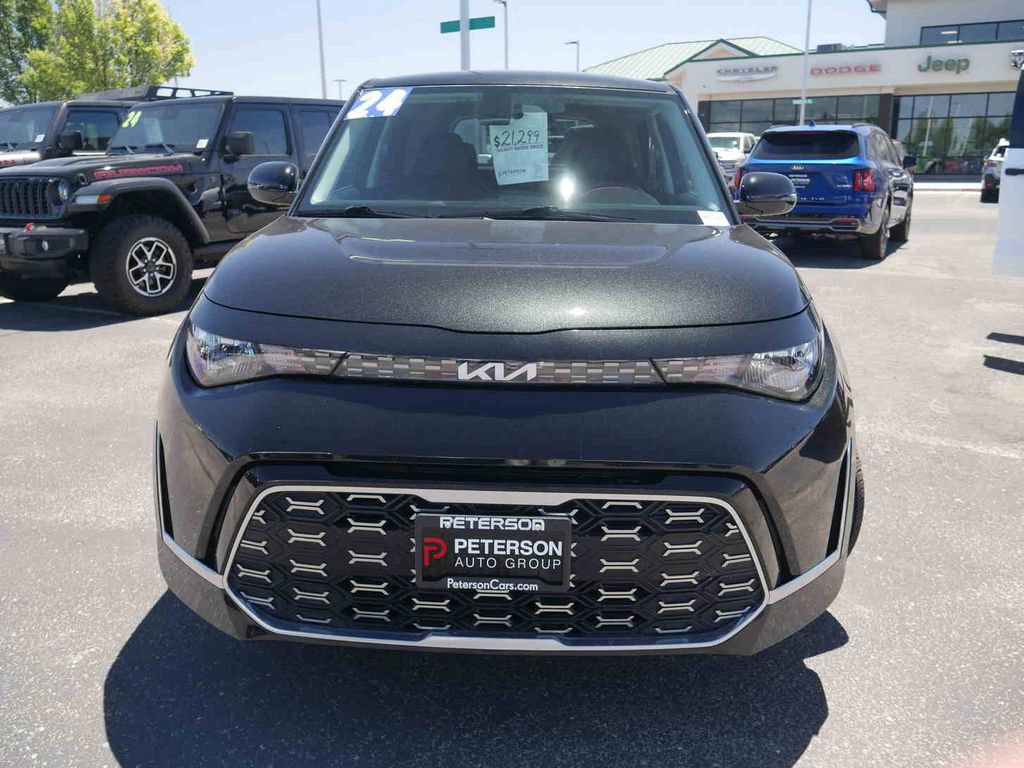 Used 2024 Kia Soul GT-Line FWD image 3